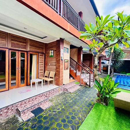 D\'Tegal House