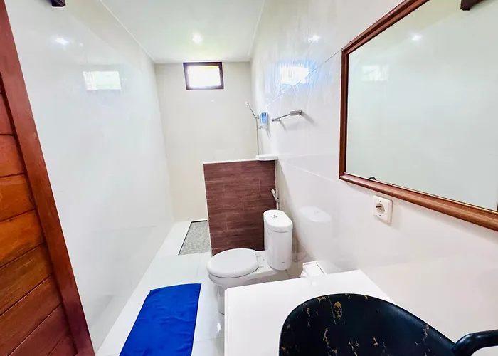 D'tegal House Pensión Nusa Lembongan